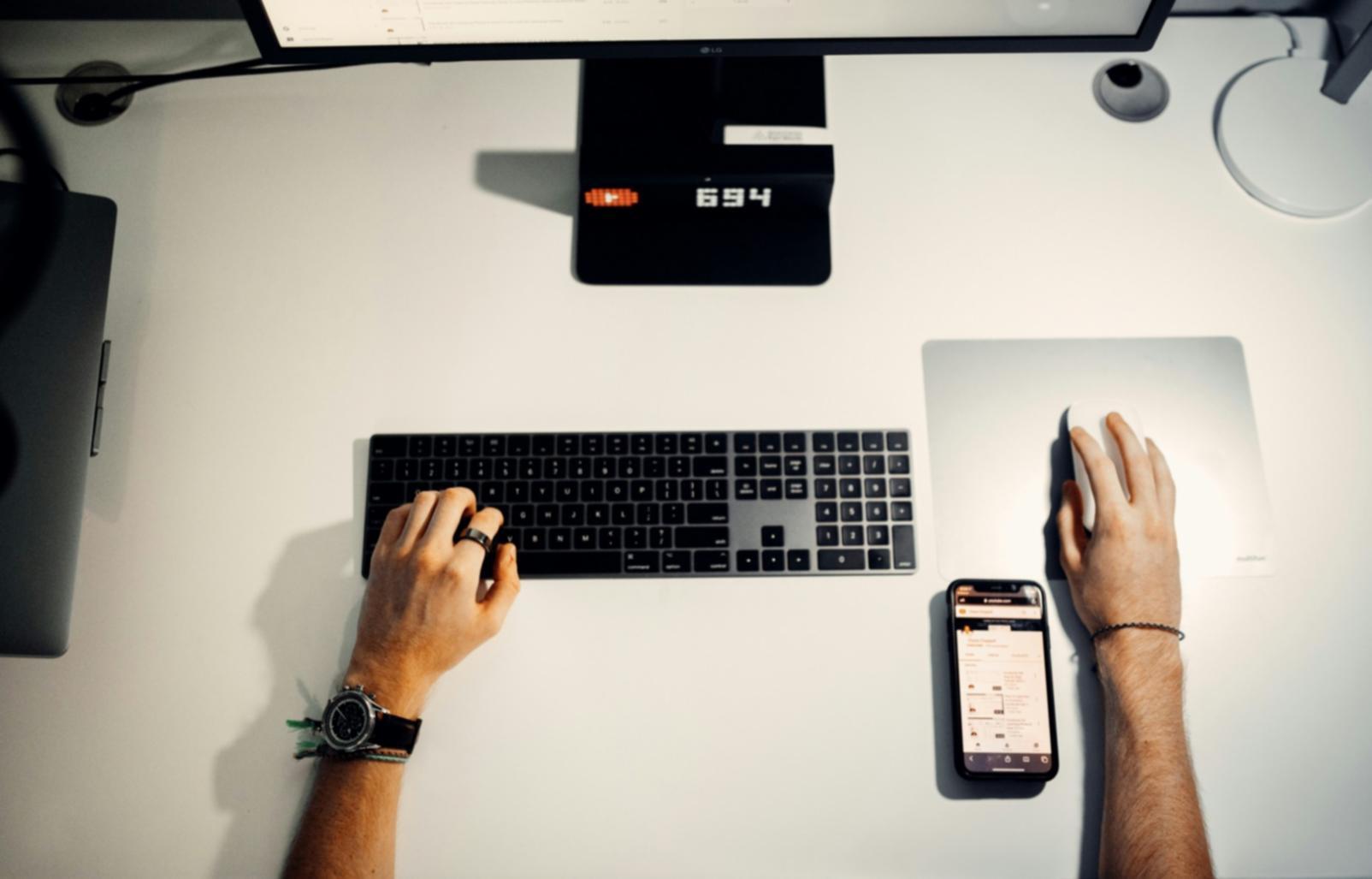 Students collaborating on interactive quiz platform